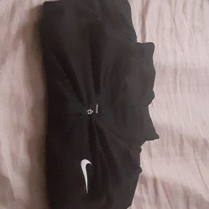 Nike running top